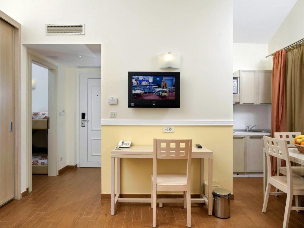 Amadria Park Apartments ชิเบนิก ภายนอก รูปภาพ