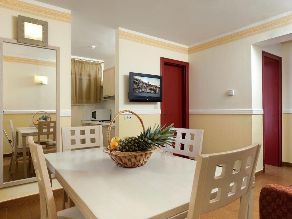 Amadria Park Apartments ชิเบนิก ห้อง รูปภาพ